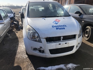 Dezmembrez Suzuki Splash - imagine 2