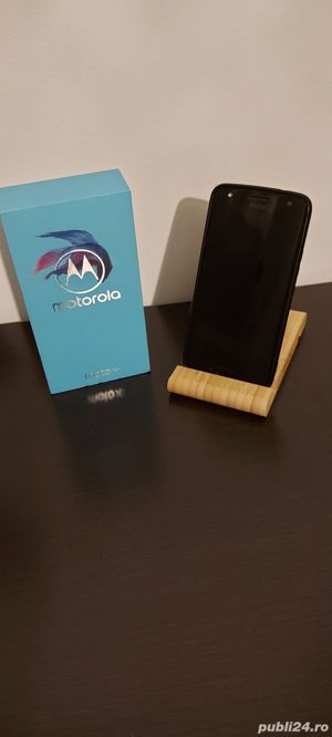 Vand Smartphone Motorola moto x sticla fata spate  - imagine 4