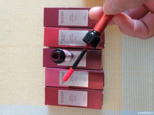 vind ruj diferite culori