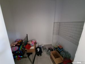 Poarta 6-spatiu comercial finisat modern cu 2 intrari - imagine 19