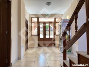 Pensiune cu 7 camere de vanzare in Baile 1 Mai - imagine 16
