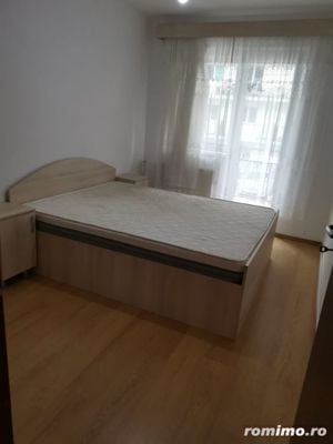 Inchiriez apartament cu 2 camere in zona Soarelui - imagine 3