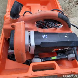 închiriez masina de canelat/slituit  - imagine 3