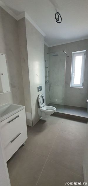 Vând apartament cu 2 camere decomandat în Giroc  - imagine 6