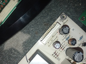 sursa 715g3368-1 de pe tv Toshiba 32av605pg - imagine 5