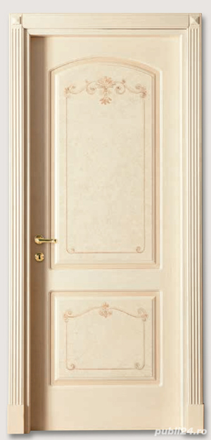 Vand usa de interior pictata, Italia 