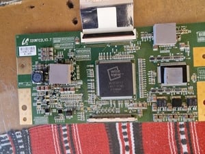 Dezmembrez lcd tv Panasonic tx-32lm70pa - imagine 4