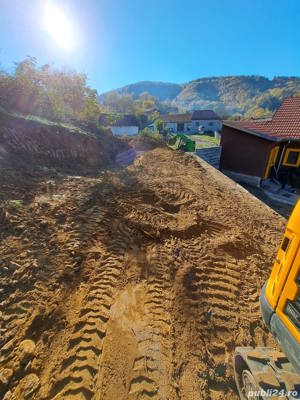 Execut lucrari cu utilaje  - imagine 2