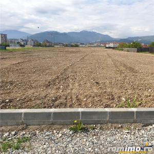 10.000mp intravilan, front la doua strazi, configuratie avantajoasa, aria Coresi, Tractorul, Brasov - imagine 2
