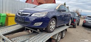 Dezmembrez opel astra J