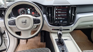 Vand Volvo XC60 an 2019 , 2.0d - imagine 3