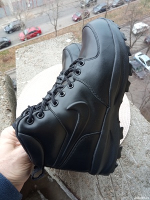 Ghete piele Nike Manoa Leather, mar. 41, UK 7 (26 cm) made in Vietnam - imagine 8