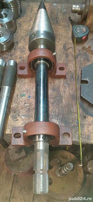 Con de  crapat lemne