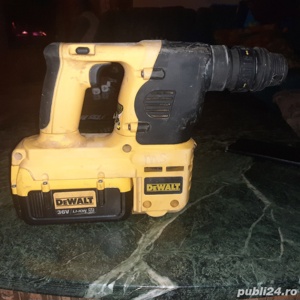 Rotopercutor DEWALT-cu trei functii si baterie -36V/4A functional 10/10
