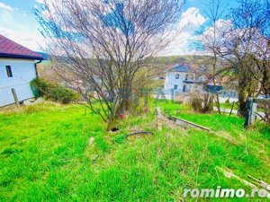  Teren intravilan 1700 mp, toate utilitatile, asfalt, central Dezmir - imagine 2