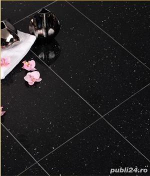 Placi din granit negru Black Galaxy