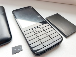 Nokia 1012 decodat, in stare buna, mai are folia pe ecran. - imagine 4