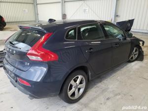 Dezmembrez / dezmembrari piese auto Volvo V40 D3 an 2015 motor D5204T6 2.0D 1984cmc automat - imagine 4