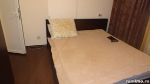 Vand apartament de 2 camere decomandat in Deva, zona I. Creanga + boxa intabulata, bloc de 4 etaje,  - imagine 5