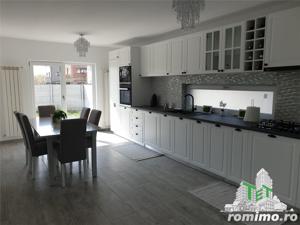 Vila lux 4 camere incalzire pardoseala cu terasa mare langa Soseaua de Centura - imagine 14