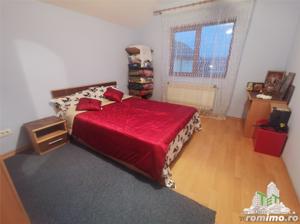 Vila 5 camere regie proprie cu gradina garaj in Bacu (Joita) - imagine 3