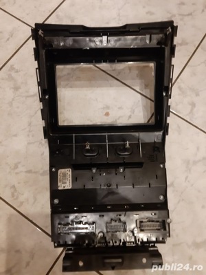 Ornament ,Consola centrala Ford  - imagine 3