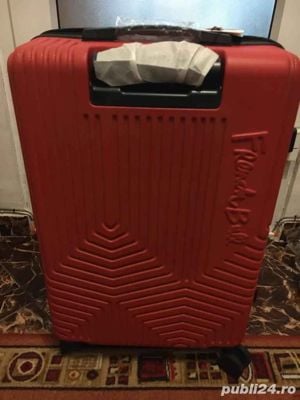 Geanta de voiaj cu roti (28cm x 44.5cm x 67cm) rosie - imagine 3