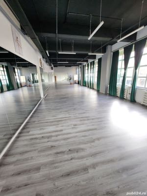 Sala open space cu parchet si oglinzi - studio dans, balet, zumba, pilates - imagine 5