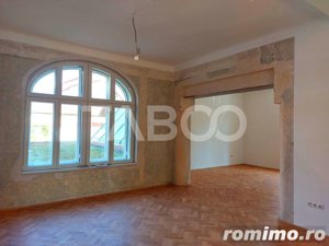 Casa istorica restaurata modernizata in totalitate zona Centrala Sibiu - imagine 5