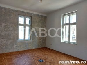 Casa istorica restaurata modernizata in totalitate zona Centrala Sibiu - imagine 18