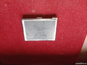 Tabachera port-tigaret anii '90 cu bricheta detasabila si reincarcabila - imagine 4