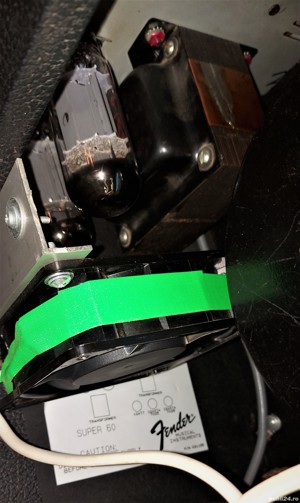 de VANZARE - FENDER SUPER 60 REVERB Red Knobs - combo de chitara full tube ! MADE IN USA ! - imagine 4