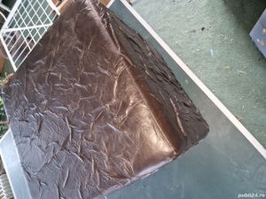 Taburet tapitati din piele - imagine 2