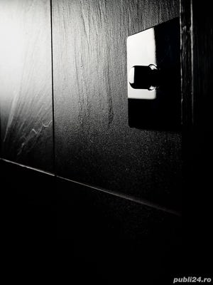 Variator lumina Schneider Electric - Ultimate screwless flat plate Black Nickel - GU6412CBN  - imagine 8