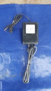 incarcator 30V si 300mA