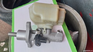 Dezmembrez Vw Golf 5 - imagine 4