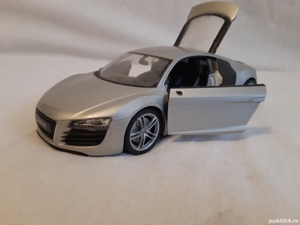 Machetă Audi R8 scara 1:24 - imagine 6