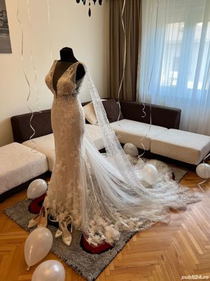 Rochie de mireasa tip sirena de lux Enzoani Nurit cu flori 3D - imagine 3