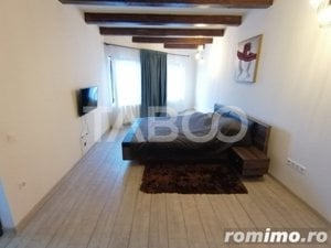 Casa de vanzare 240 mpu curte zona centrala pretabil birouri Sibiu - imagine 5