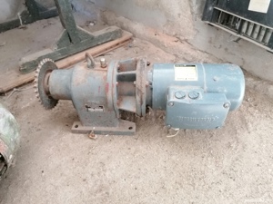 Motor electric cu frână  - imagine 5