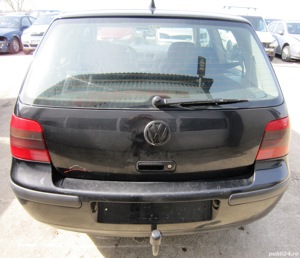 Dezmembram VW Golf 4 1.6 16V cod motor AZD 105 CP an 2000-2005.  - imagine 5