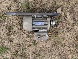 Motor trifazic Siemens  - imagine 2