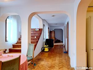 Proprietate investitionala cu  mai multe apartamente-singur in curte - imagine 5