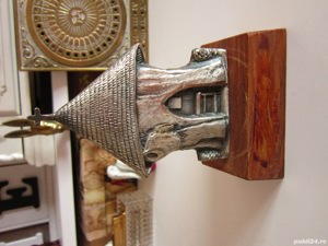 Capela din stejarul de 1000 ani -sculptura metalica Germania 1973-cadou rar - imagine 3