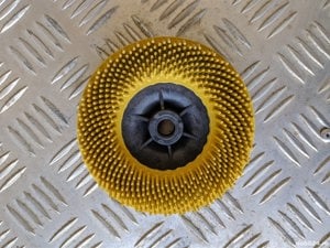 Disc cu perii 3M Bristle Disc BD-ZB, 115 mm, P80, galben