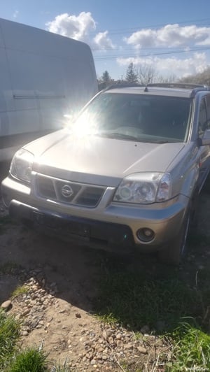 Nissan X trail. 