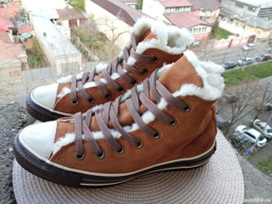Converse All Star, noi, marime 39, UK 6 (24.5 cm) made in Vietnam.