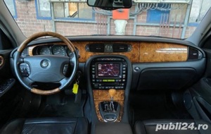 Jaguar XJ 8 3.5 V8 2003 - imagine 2 Jaguar XJ 8 3.5 V8 2003 - imagine 2