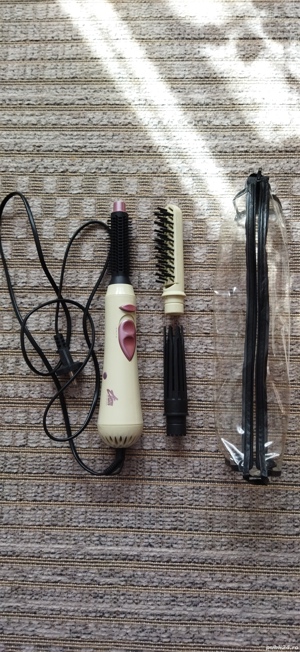 Perie electrica pentru par