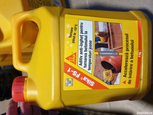 Vand aditiv anti-inghet SIKA FS-1 la bidon de 4 kg 